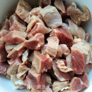 香辣羊肉的做法步骤：1