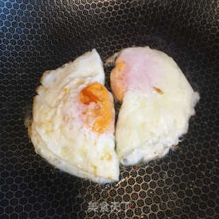 西红柿鸡蛋汤面的做法步骤：4