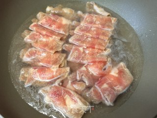 水煮牛肉卷的做法步骤：2