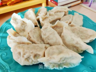 猪肉莲藕香芹水饺的做法步骤：17