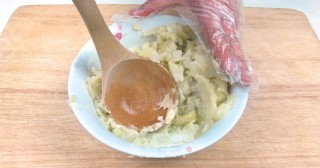 藜麦土豆泥的做法步骤：4