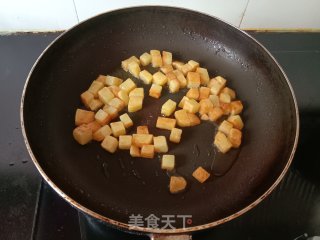 孜然土豆火腿肠的做法步骤：3