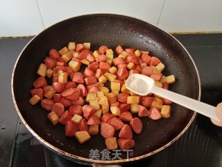 孜然土豆火腿肠的做法步骤：4