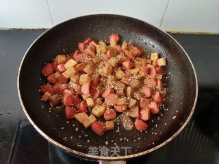 孜然土豆火腿肠的做法步骤：6