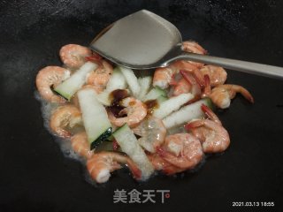 鲜虾焖冬瓜的做法步骤：5