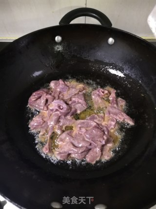 泡椒猪肝的做法步骤：7