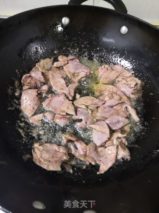 泡椒猪肝的做法步骤：8