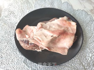 火麻油西红柿牛腩汤的做法步骤：1