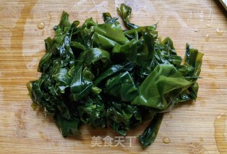 牛肉丸海带苗汤的做法步骤：4