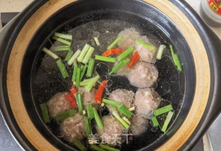 牛肉丸海带苗汤的做法步骤：7