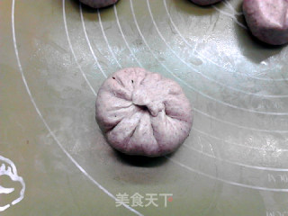 酱香腊肉蘑菇黑米饼的做法步骤：22