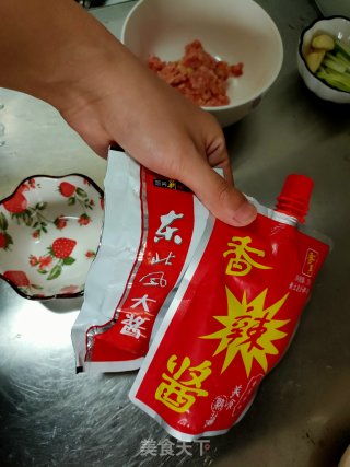 炸酱面的做法步骤：4