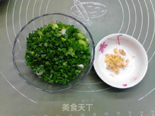 酱香腊肉蘑菇莜面蒸饺的做法步骤：4