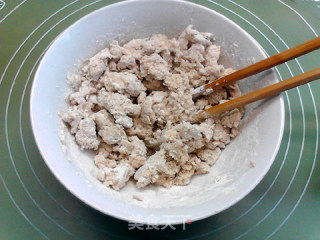 酱香腊肉蘑菇莜面蒸饺的做法步骤：16
