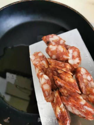 文笋炒腊肠的做法步骤：4