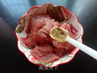 干锅牛肉的做法步骤：3