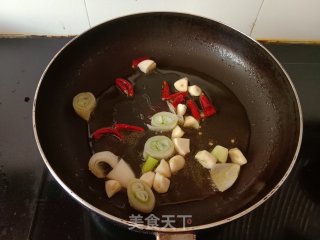 干锅牛肉的做法步骤：7