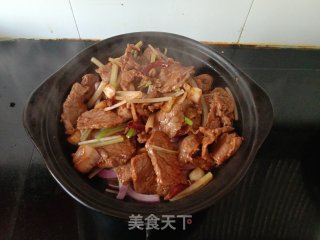 干锅牛肉的做法步骤：13