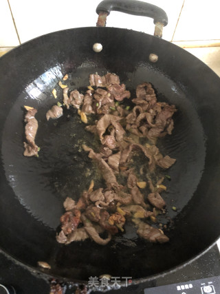 青椒牛肉丝的做法步骤：4