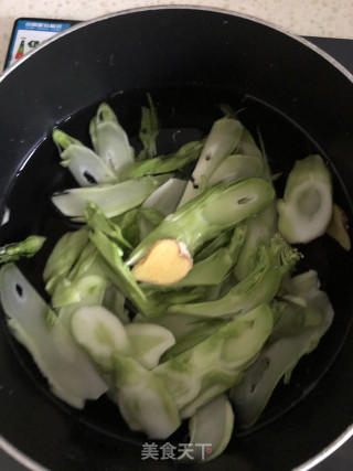清水煮儿菜片的做法步骤：3