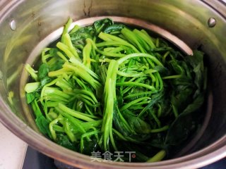菠菜鸡蛋饺子的做法步骤：3