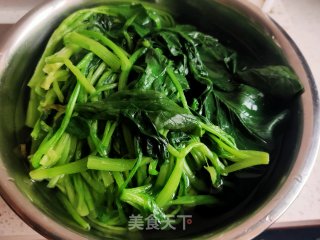 菠菜鸡蛋饺子的做法步骤：4