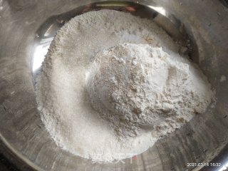 清蒸馒头的做法步骤：1