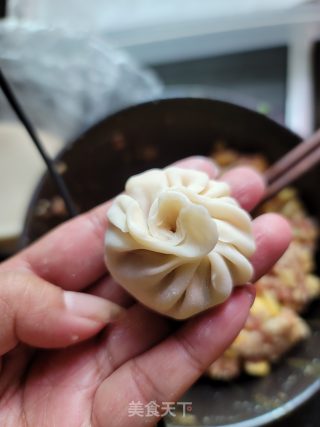 鲜肉玉米小笼包的做法步骤：5