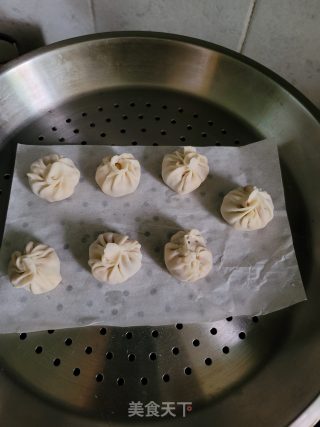 鲜肉玉米小笼包的做法步骤：7