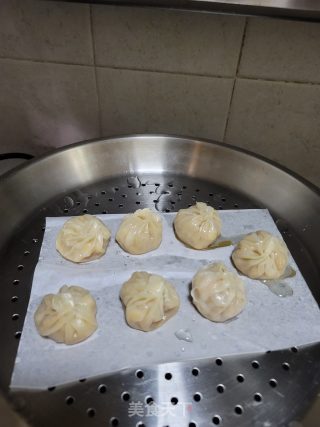 鲜肉玉米小笼包的做法步骤：8
