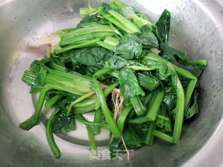 菠菜红萝卜拌粉丝的做法步骤：6