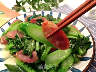 碧绿鲜香超好吃～芥兰炒腊肠的做法步骤：6