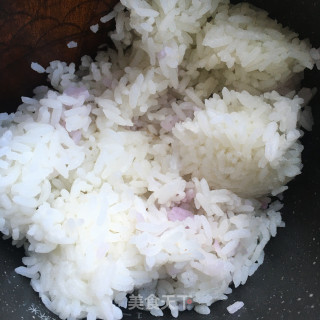 青豆腊肉炒饭的做法步骤：2