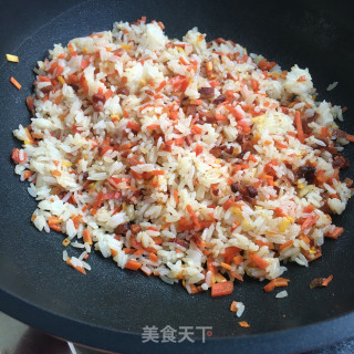 青豆腊肉炒饭的做法步骤：8