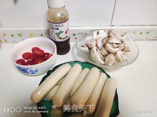 火腿蘑菇沙拉的做法步骤：1