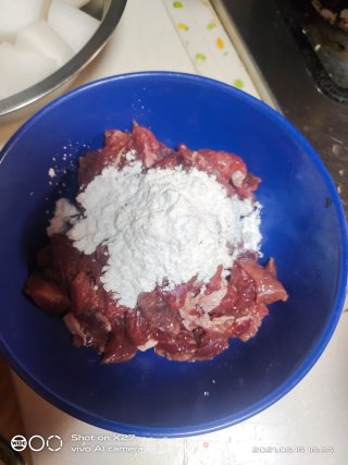 黄瓜炒牛肉的做法步骤：4