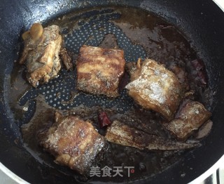 糖醋带鱼的做法步骤：7