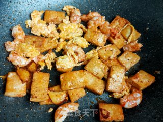 韭菜鸡蛋炒虾仁的做法步骤：9