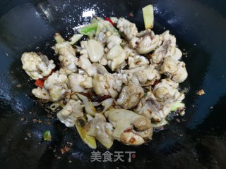 黄焖鸡的做法步骤：5