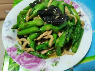 芦笋炒肉的做法步骤：9