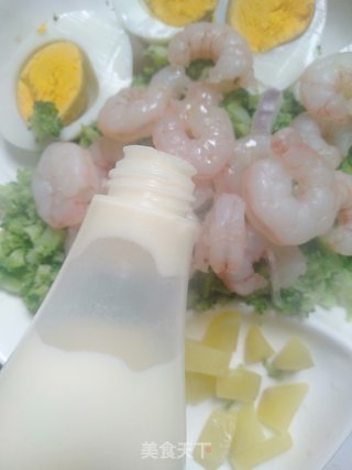 虾仁沙拉的做法步骤：7