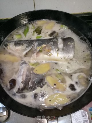 清炖清江鱼的做法步骤：6