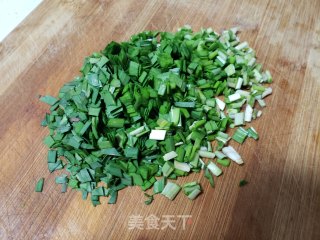 韭菜煎饼的做法步骤：3