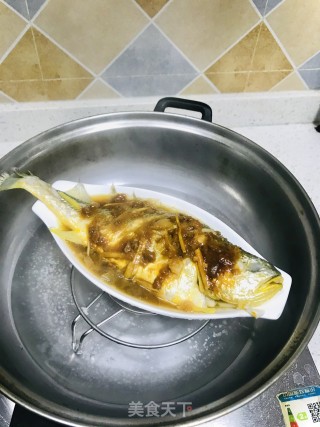 黄豆酱蒸小黄鱼的做法步骤：6
