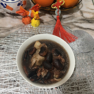 芸豆煲猪筒骨的做法步骤：7