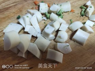 胡萝卜西蓝花炒饭的做法步骤：3