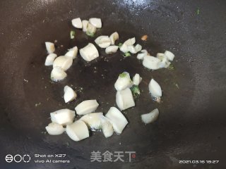 胡萝卜西蓝花炒饭的做法步骤：6