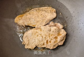香煎鸡胸肉的做法步骤：12