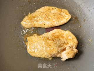 香煎鸡胸肉的做法步骤：13