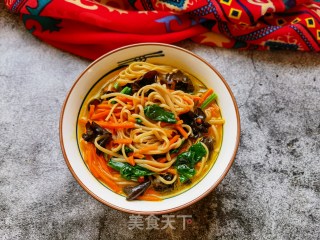 胡萝卜木耳荞麦面的做法步骤：14
